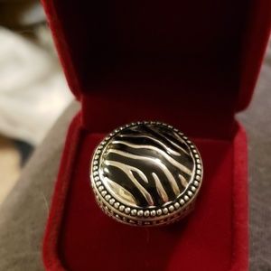Premier Designs zebra print ring size 11